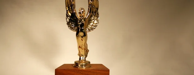 Empoyeeaward-620x240-1.jpg